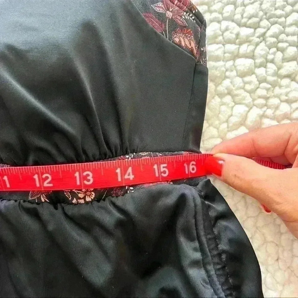 Swim By Cacique Black/Floral Tummy Control Deep V Tankini Swimming Suit Size 16 - Picture 12 of 12